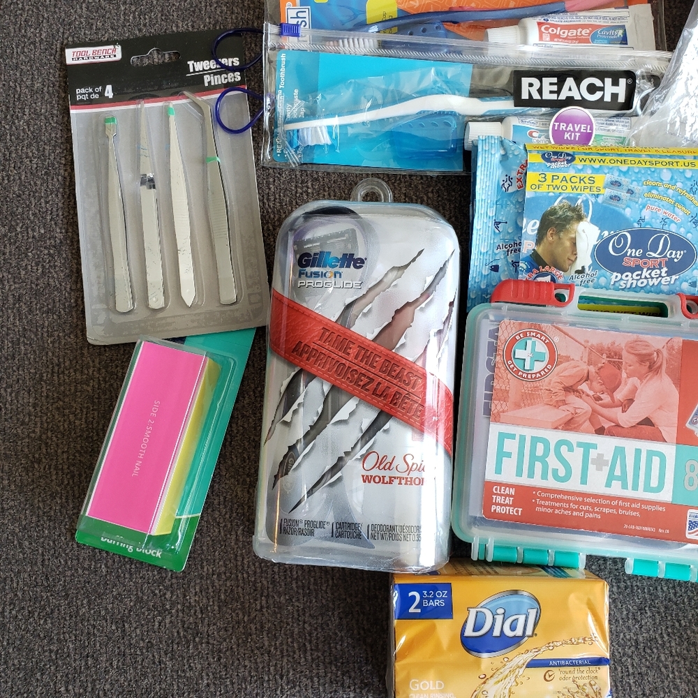 Travel Accessories Beauty Bundle Emergency Kit - Picture 2 of 5